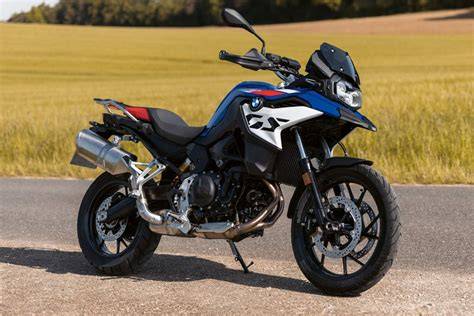 Infografika: Srovnání rozměrů F800 GS a F900 GS