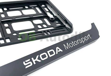 Infografika: Výhody držáku SPZ Škoda Motorsport