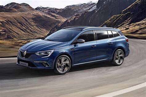 Infografika: Všeobecný průběh servisní historie Renault Megane Grandtour