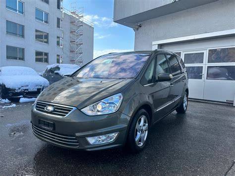 Infografika: Ford Galaxy 2.0TDCi a jeho hlavní technické parametry