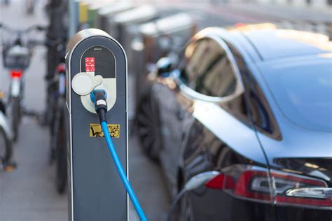 Ilustrační snímek kvót na elektromobily a jejich dopad na trh