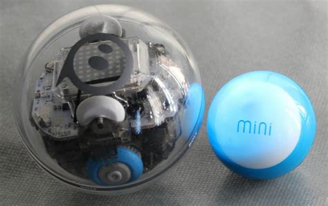 Graf: Rozdíly mezi Ollie, Sphero Mini a Sphero BOLT