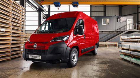 Citroën e-Jumper VAN - boční profil s rozměry