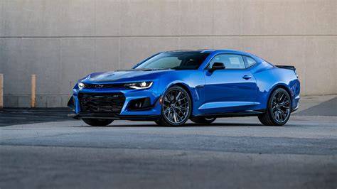 Infografika: Chronologie generací Chevrolet Camaro