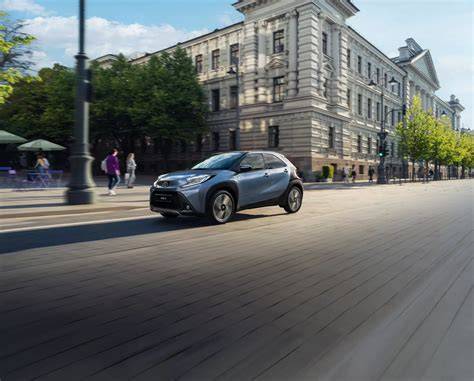 Toyota Aygo X v městském provozu