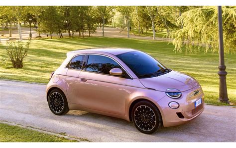 Fiat 500e v městském provozu rekuperace