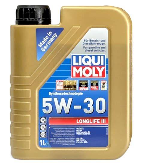 Motorový olej a viskozitní označení 5W-30 na obalu