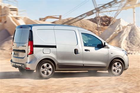 Ilustrační foto vozu Dacia Dokker s namontovaným tažným zařízením