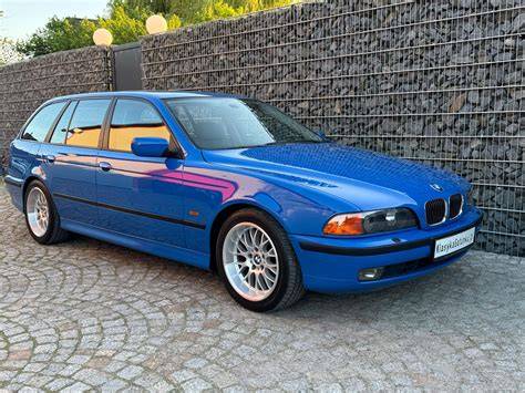 Grafika ukazující rozložení hlavních oblastí karoserie BMW E39