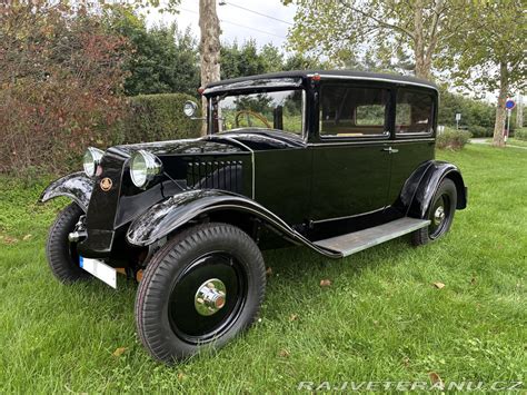 Schéma karoserie Tatra 54 a její srovnání s T30 a T52