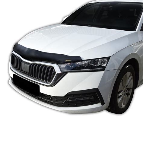 Ilustrační foto karbonové kapoty pro Škoda Octavia II