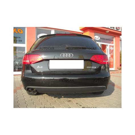 Obrázek ukazující typy tažných zařízení pro Audi A4 B8 a jejich montáž
