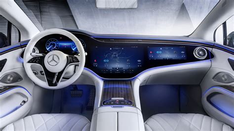 Mercedes palubní deska a tlačítka vzadu - vizuální průvodce