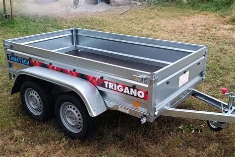 Obrázek technických specifikací a variant přívěsů