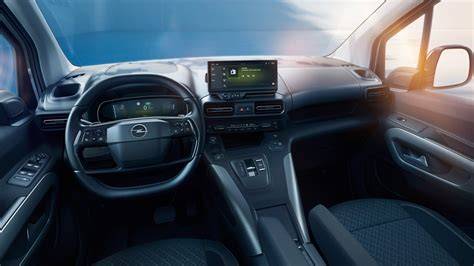 Interiér a ergonomie Opel Combo Life