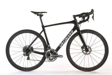 Specialized Roubaix a jeho inovace Future Shock