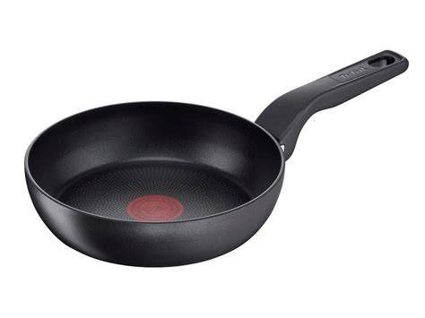 Schéma vrstvení pánve Tefal Aroma s titanovým povrchem