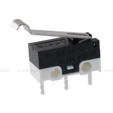 Detail mikrospínače v tlačítku kufru