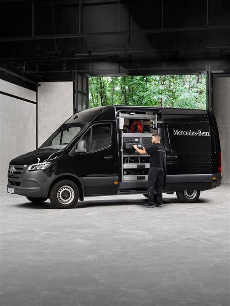 Infografika: Jak probíhá mobilní servis Mercedes-Benz