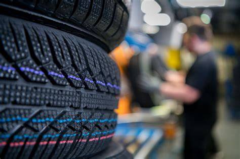 Infografika: Sběr materiálů pro výrobu pneumatik
