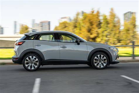 mazda cx-3 exteriér bok profil