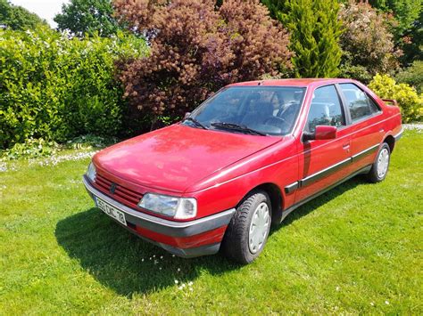 Peugeot 405 ukazkovy zavodni diel