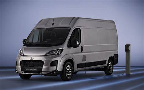 Toyota Proace Max interiér a nákladový prostor