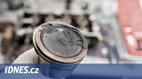 Infografika: Jak vznikají karbonové usazeniny a kde působí v motoru