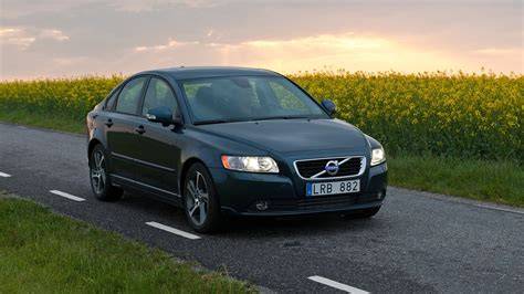 Mapa typických rozměrů kol pro Volvo S40 II (podle roků výroby)