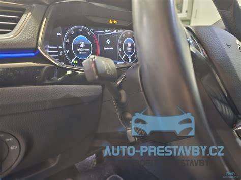 Grafika: Znázornění AI-based ACC a adaptivního tempomatu v moderním Volvo