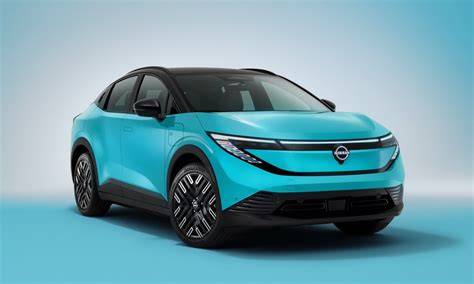 Nissan Leaf nabíjení a interiér