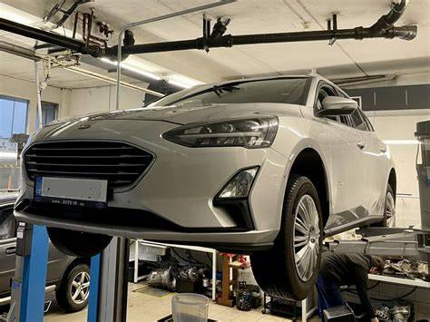 Infografika: Jak probíhá výměna oleje ve Ford Focus 2