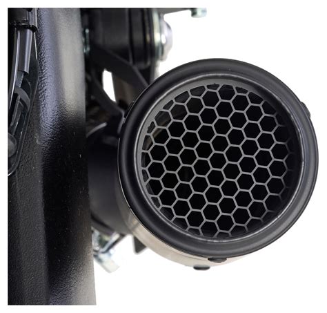 Detailní pohled na výfukový systém 'Twenty-One' s popisem jeho konstrukce 2-v-1.