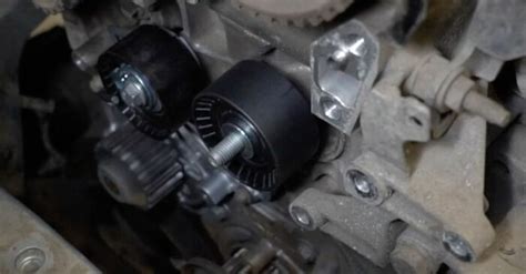 Schéma principu rozvodového řemene máčeného v oleji