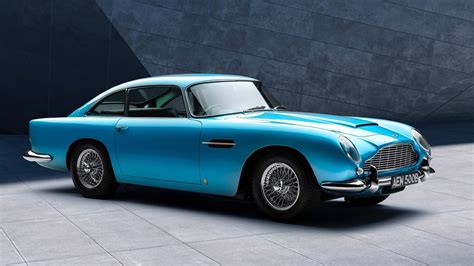 Rekapitulace ikonických Bond aut: DB5, Esprit, Vanquish