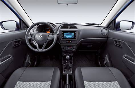 Fotografie interiéru Suzuki ALTO