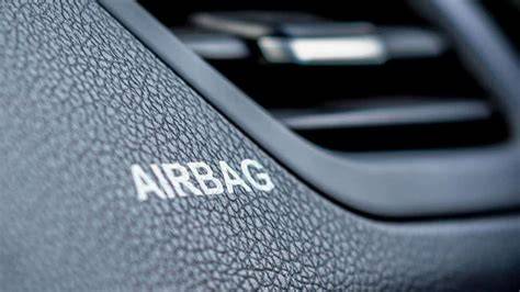 www.example.com/obrazek-airbag.jpg