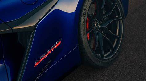 Obrázek dynamického vzhledu Insignie Grand Sport s aerodynamickým designem a světlomety IntelliLux