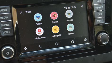 Schéma zadávání znaků a navigace v dotykové/potenciální obrazovce Volvo
