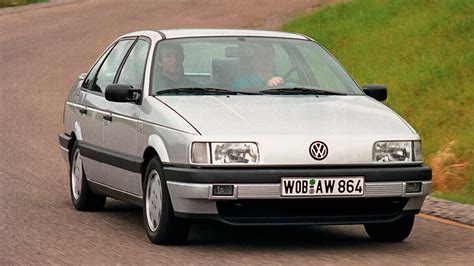 Palivový filtr v orientaci vůči motoru VW Passat B3