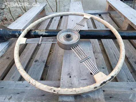 Fotografie: Tatraplán volant s kompletní tie rod a táhly