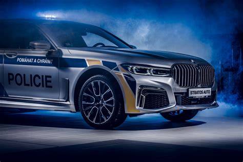 BMW_745Le_xDrive_police.jpg