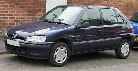Infografika: Přehled verzí a motorů Peugeot 106