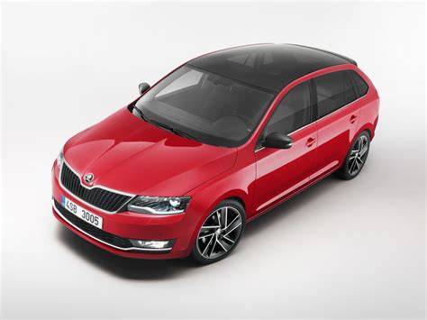 Infografika: Jízdní vlastnosti Škoda Rapid Spaceback na sněhu (dynamika, stabilita, spotřeba)