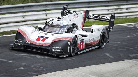 Porsche 919 Hybrid na okruhu Nürburgring