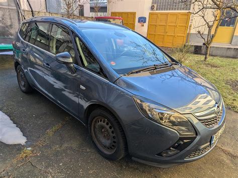 Ilustrační fotka ofuků Opel Zafira a ukázka montáže