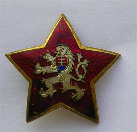 Originální čepicový odznak s motivem státního symbolu