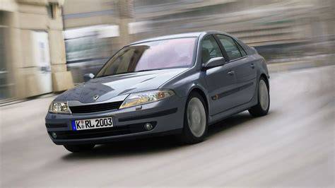 Infografika: princip řemenice a napínacího systému v Renault Laguna II