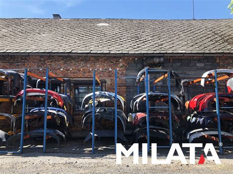 Fotografie vozidel a demontáží z vrakoviště MILATA