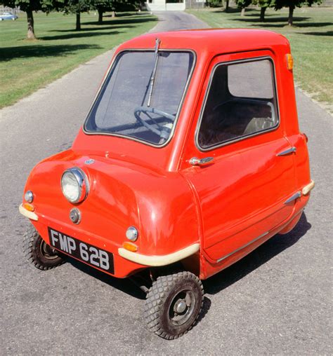Různorodé tříkolky světa: Peel P50, Velorex, Dymaxion